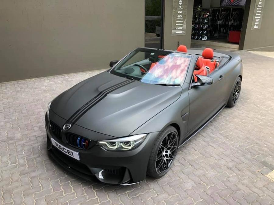  BMW M4 Convertible by Vorsteiner & RACE! 2019 года  (фото 1 из 6)